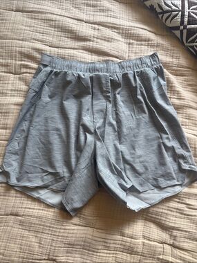 Men's Light Gray Athletic Boxer Shorts - Breathable Performance